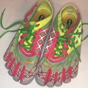 5 finger vibrams sz 9/40